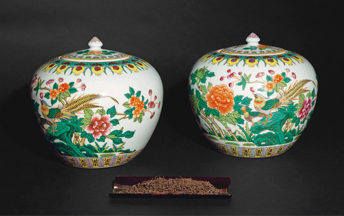 P186-20世紀(jì)80年代蓮心茶熟茶 勐海茶廠 干倉(cāng)1000克_罐×2罐.jpg